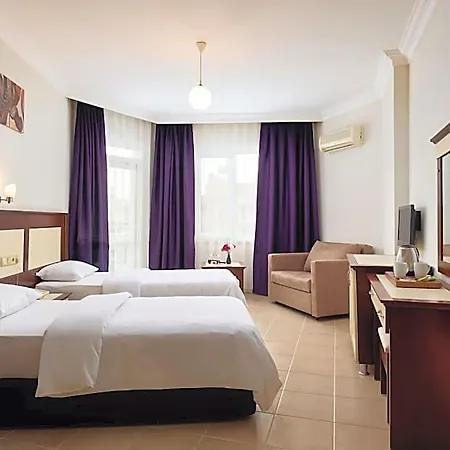 Hotel Kaila 4*